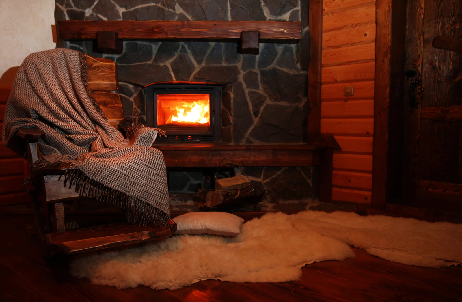 Kamini so srce hiše